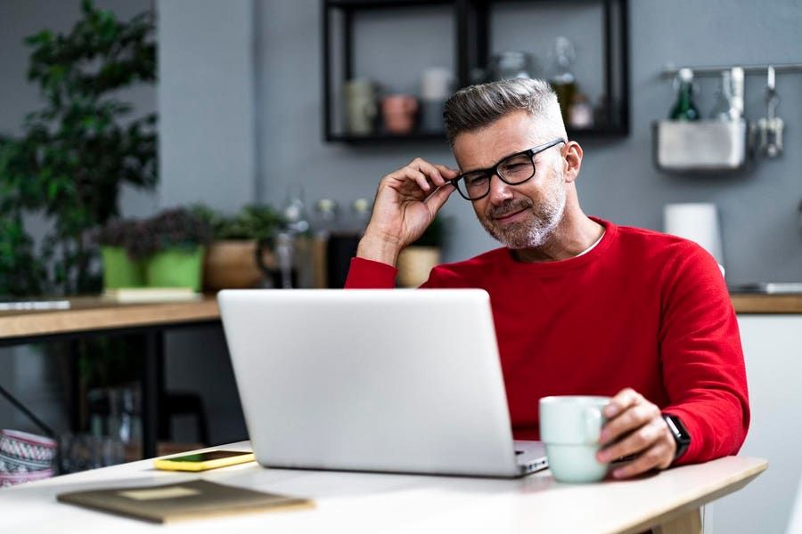 Герой истории